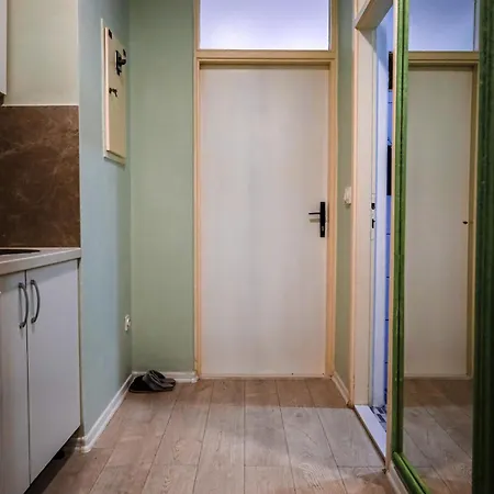 Apartment News